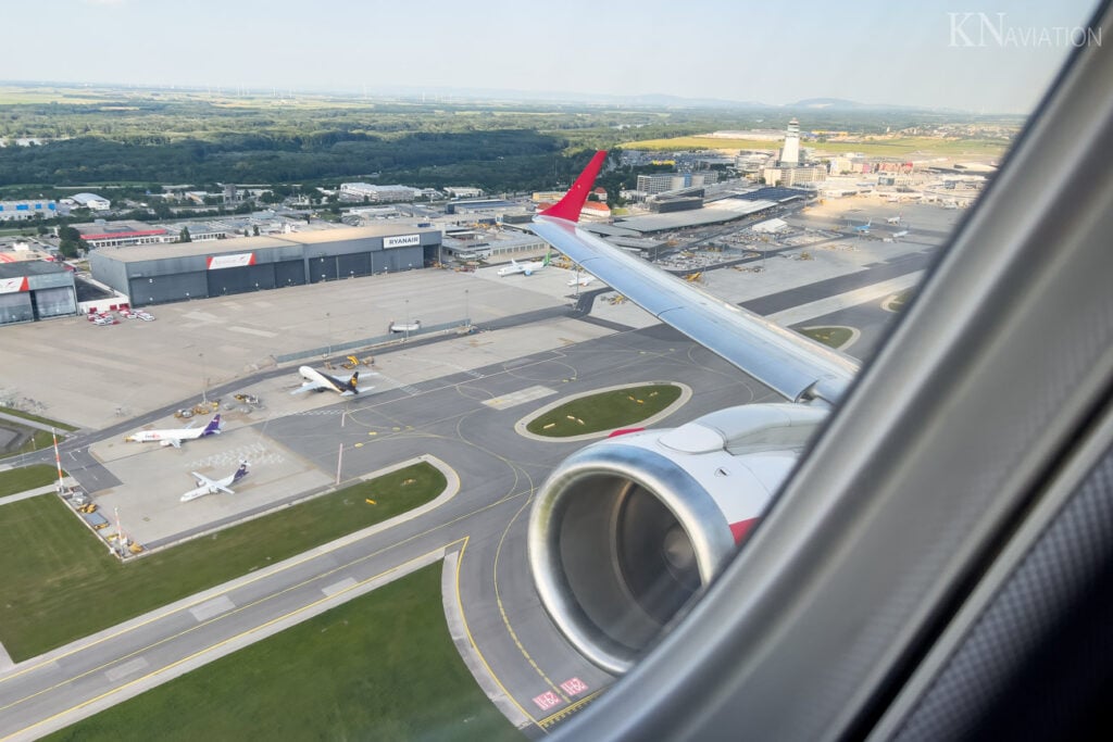 Austrian E195 Business Class Take-Off