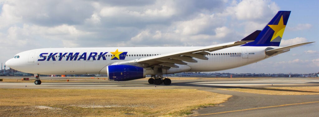 Chasing Skymark A330s