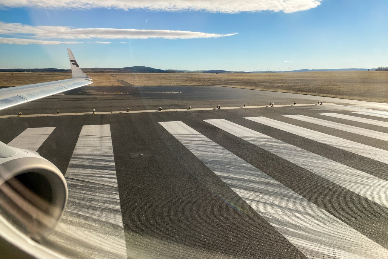 Finnair E190 Departure from Vienna