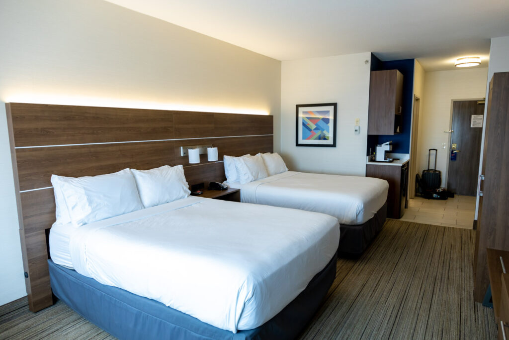 Holiday Inn Express & Suites Airport-Calgary